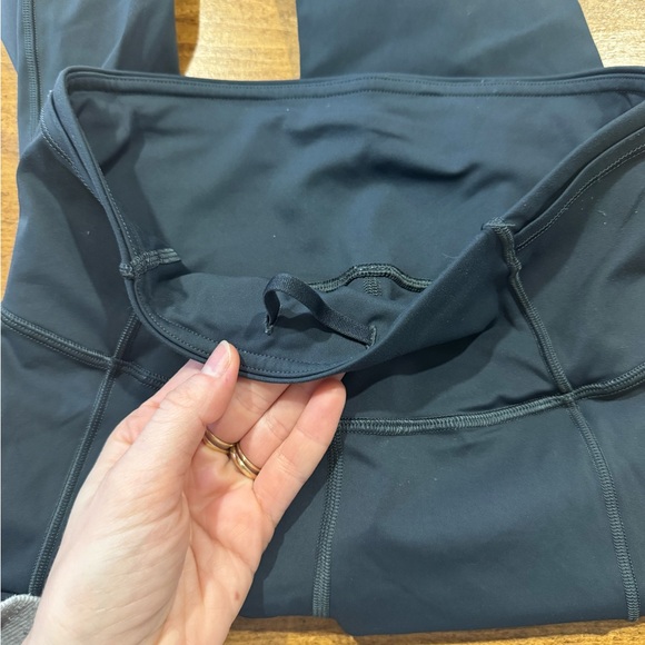 Lululemon Fast and Free legging 25” - Picture 3 of 6